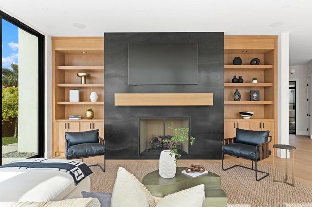 $7,295,000 | 5875 La Jolla Mesa Drive, La Jolla, CA 92037