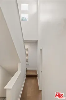 $1,149,000 | 644 North Gramercy Place, Los Angeles, CA 90004