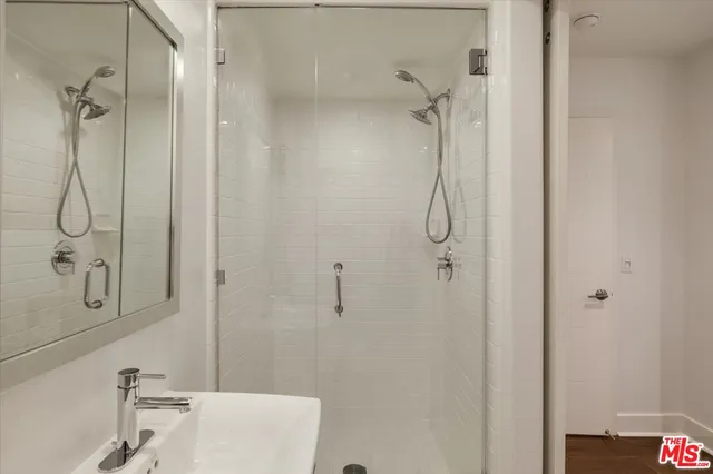 $1,149,000 | 644 North Gramercy Place, Los Angeles, CA 90004