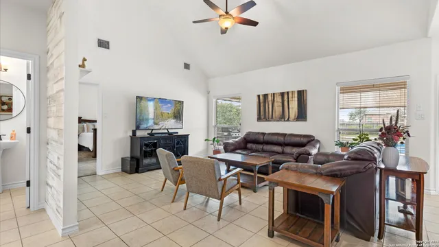 $599,000 | 3322 Joshs Way, Marion, TX 78124