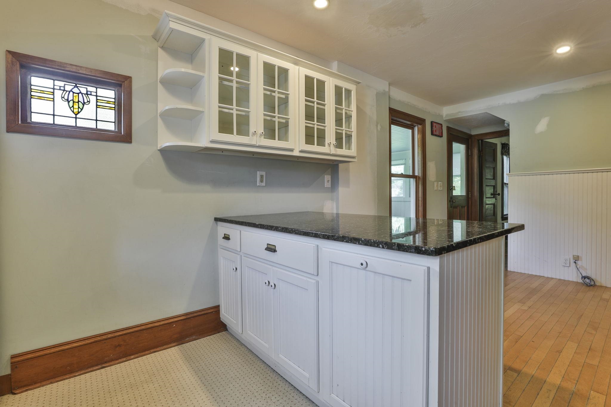 108 Ponemah Road Amherst, NH 03031 - Photo 17 of 30