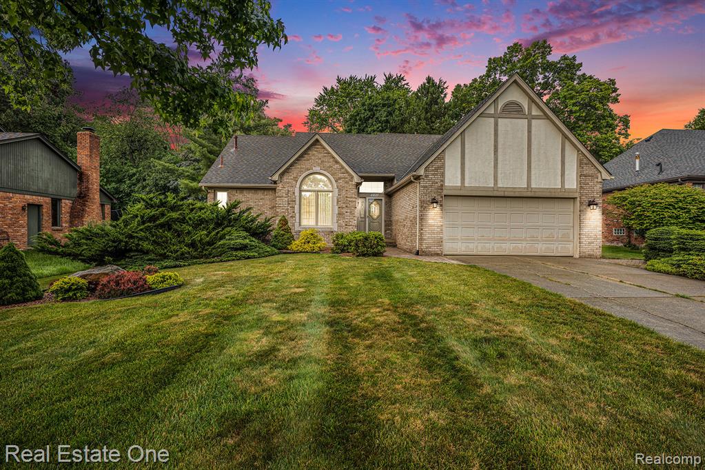 2184 Reagan Drive Rochester Hills, MI 48309 - Photo 4 of 28