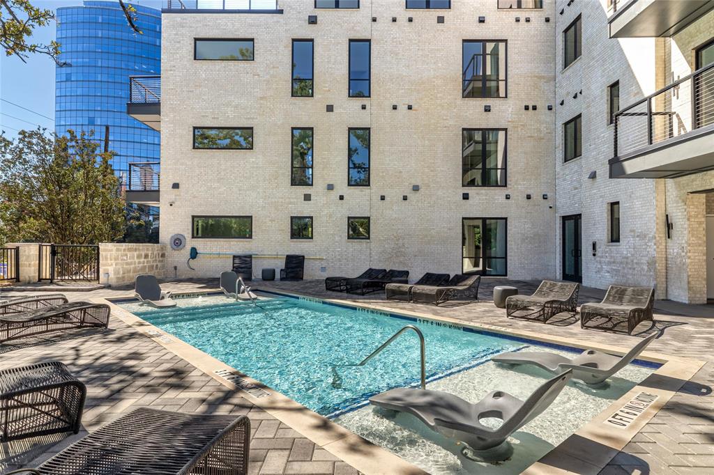 3601 Routh Street, Unit 2E Dallas, TX 75219 - Photo 12 of 14