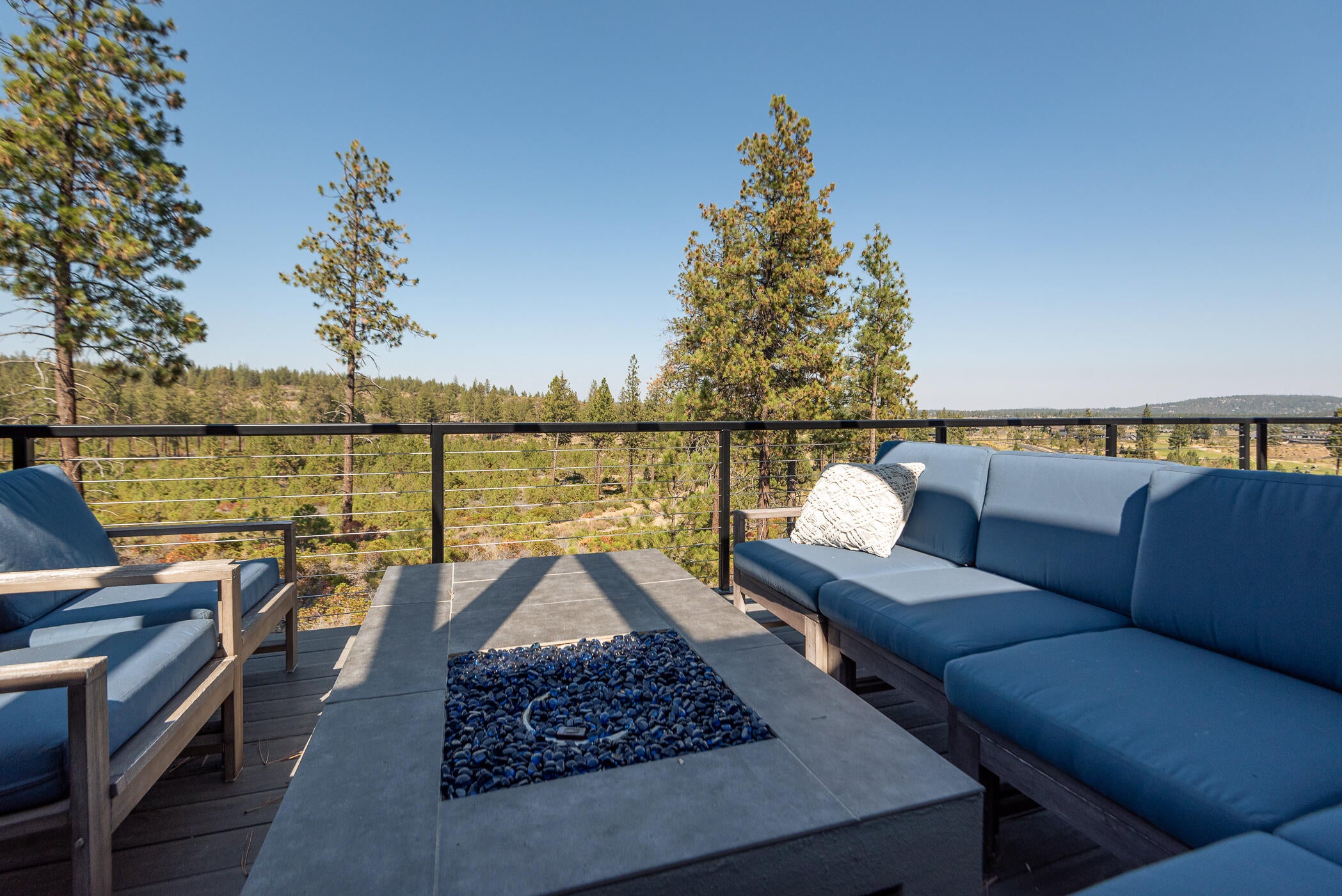 19187 Gateway Loop Bend, OR 97702 - Photo 34 of 39 34Firepit