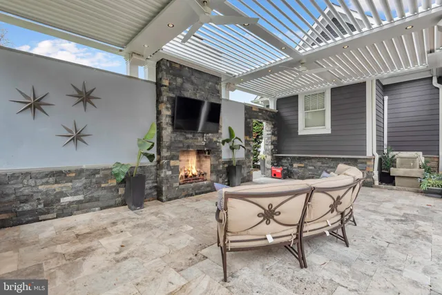 $1,995,900 | 1009 St Anne Lane, Millersville, MD 21108