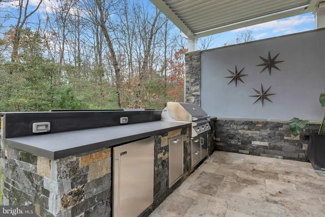 $1,995,900 | 1009 St Anne Lane, Millersville, MD 21108