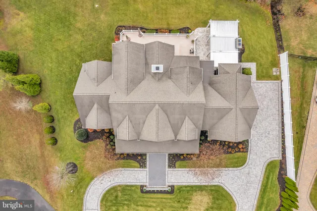 $1,995,900 | 1009 St Anne Lane, Millersville, MD 21108