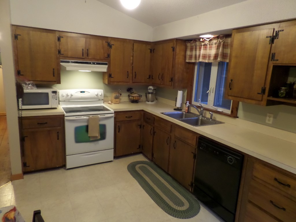 7232 Oak Hill Road Loudon, NH 03307 - Photo 11 of 29 Gallery Image 11
