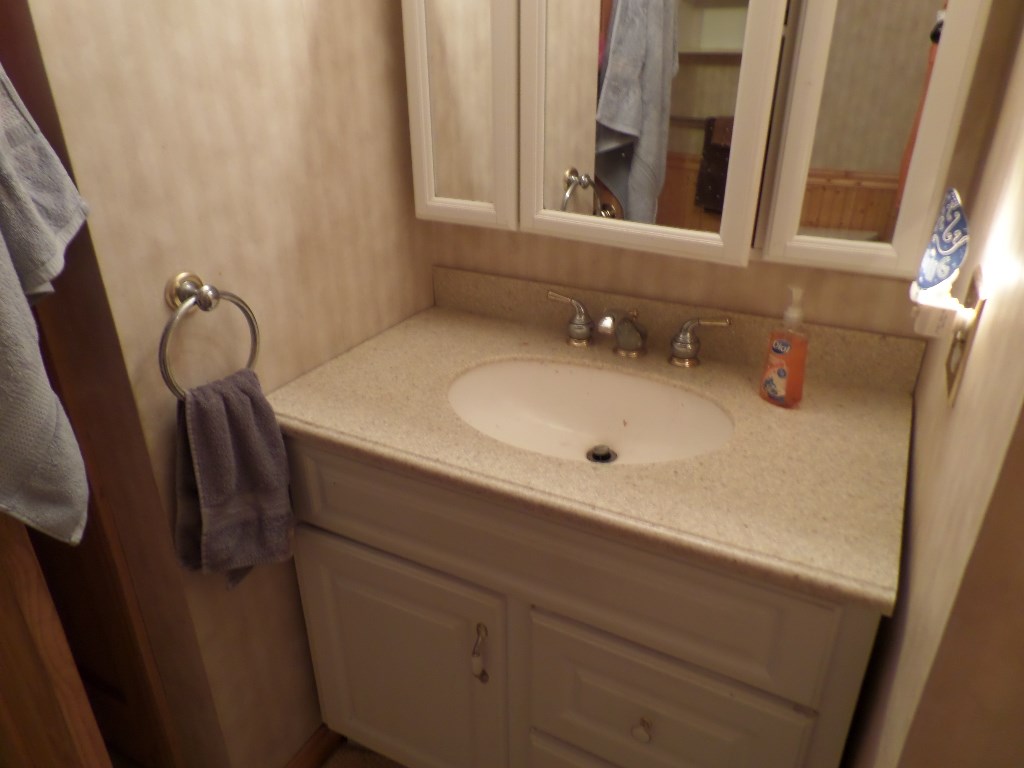 7232 Oak Hill Road Loudon, NH 03307 - Photo 17 of 29 Gallery Image 17