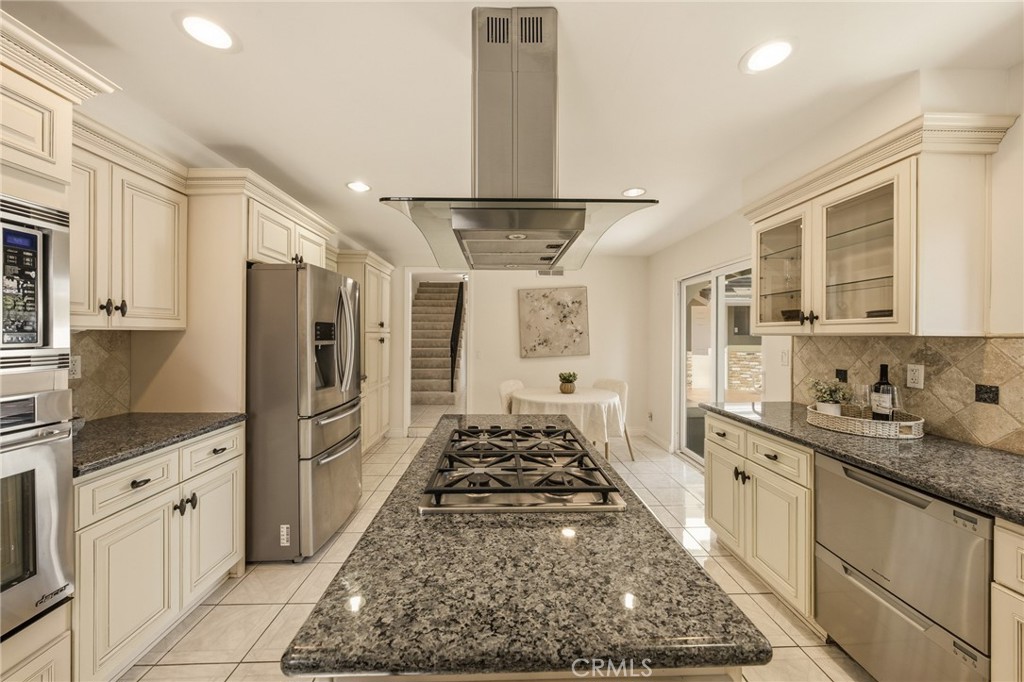 10865 Wystone Avenue Porter Ranch, CA 91326 - Photo 29 of 35