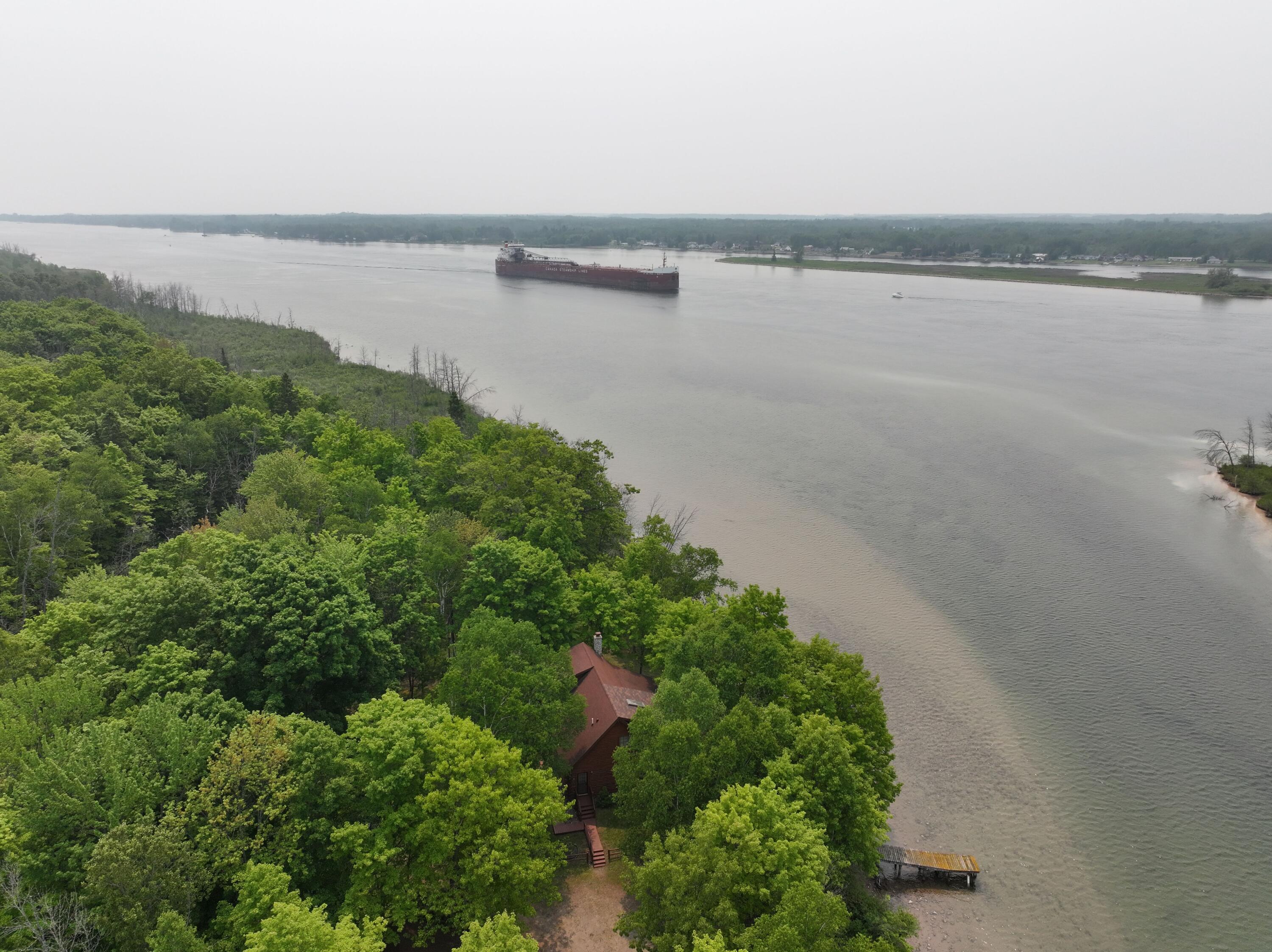 2000 Ft of WaterFront