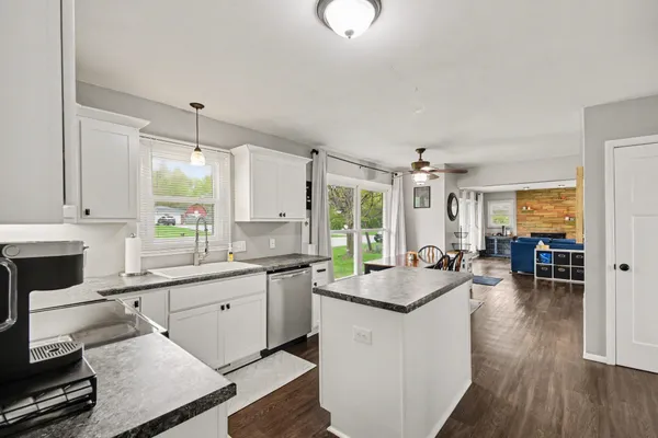 $299,900 | 1040 6 Mile Road Northwest, Comstock Park, MI 49321