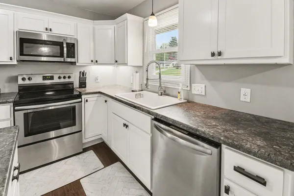 $299,900 | 1040 6 Mile Road Northwest, Comstock Park, MI 49321