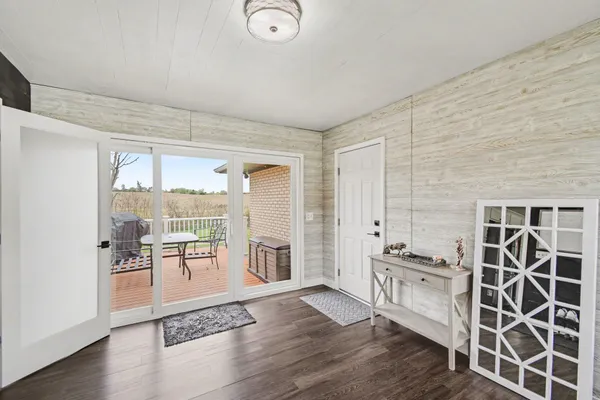 $299,900 | 1040 6 Mile Road Northwest, Comstock Park, MI 49321