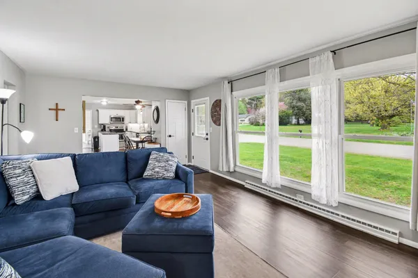 $299,900 | 1040 6 Mile Road Northwest, Comstock Park, MI 49321