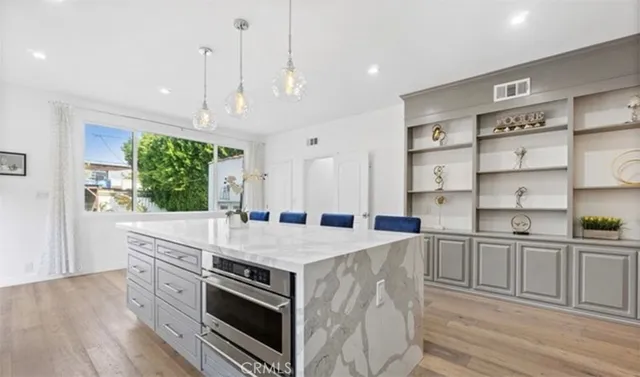 $12,500 | 3763 Lankershim Boulevard, Studio City, CA 90068