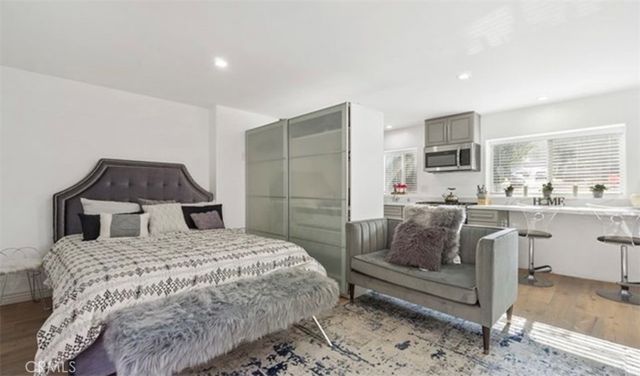 $12,500 | 3763 Lankershim Boulevard, Studio City, CA 90068