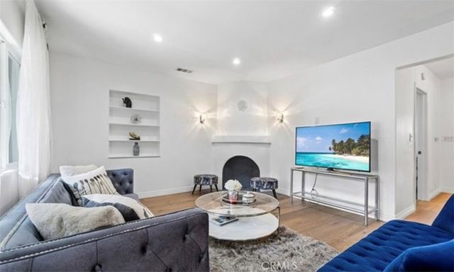 $12,500 | 3763 Lankershim Boulevard, Studio City, CA 90068