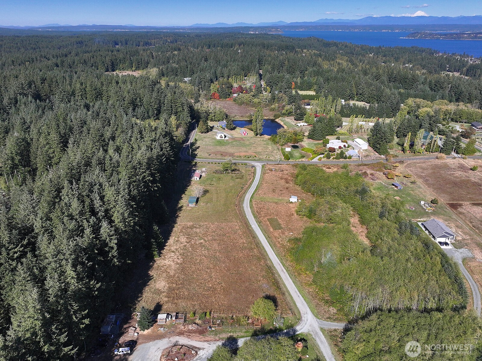 7110 Olin Place Clinton, WA 98236 - Photo 5 of 12 a view of a city