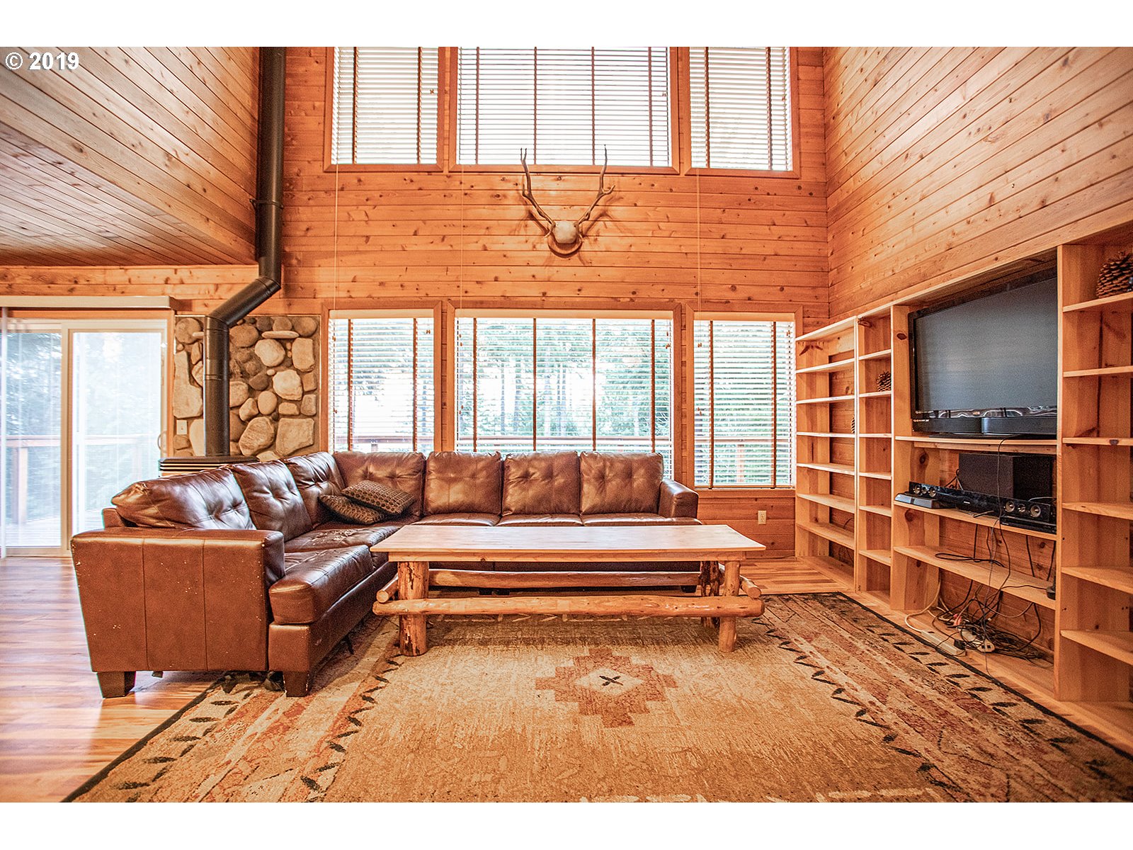 12 Buck Run Road Stevenson, WA 98648 - Photo 7 of 32 Family Room
