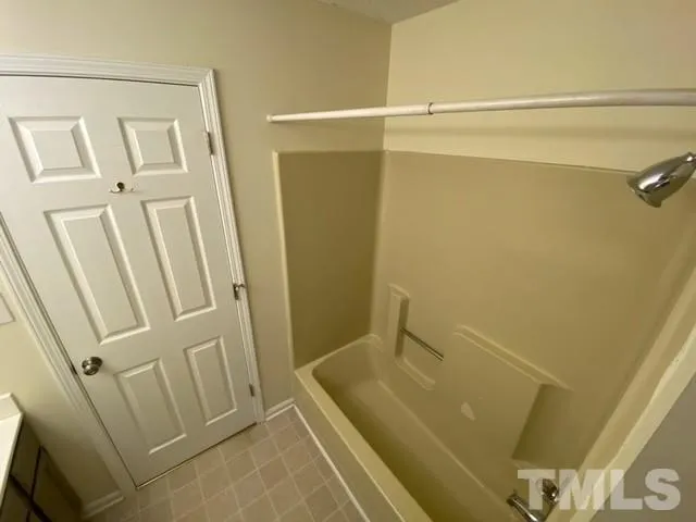 a bathroom with a tub