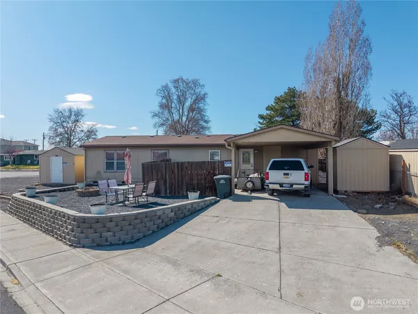 $269,000 | 1341 West Columbia Avenue, Moses Lake, WA 98837