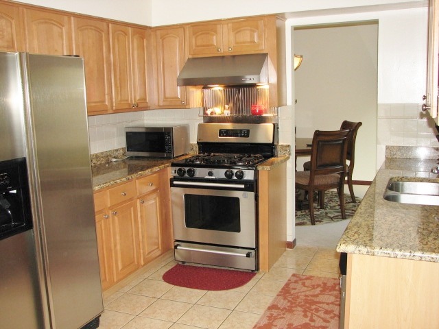 1966 Brookside Lane Hoffman Estates, IL 60169 - Photo 7 of 14