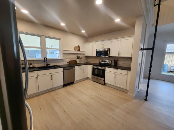 $219,900 | 309 North Main Street, Pinckneyville, IL 62274