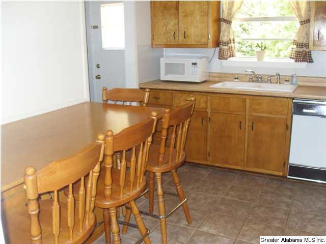 404 5th Street Pleasant Grove, AL 35127 - Photo 7 of 17