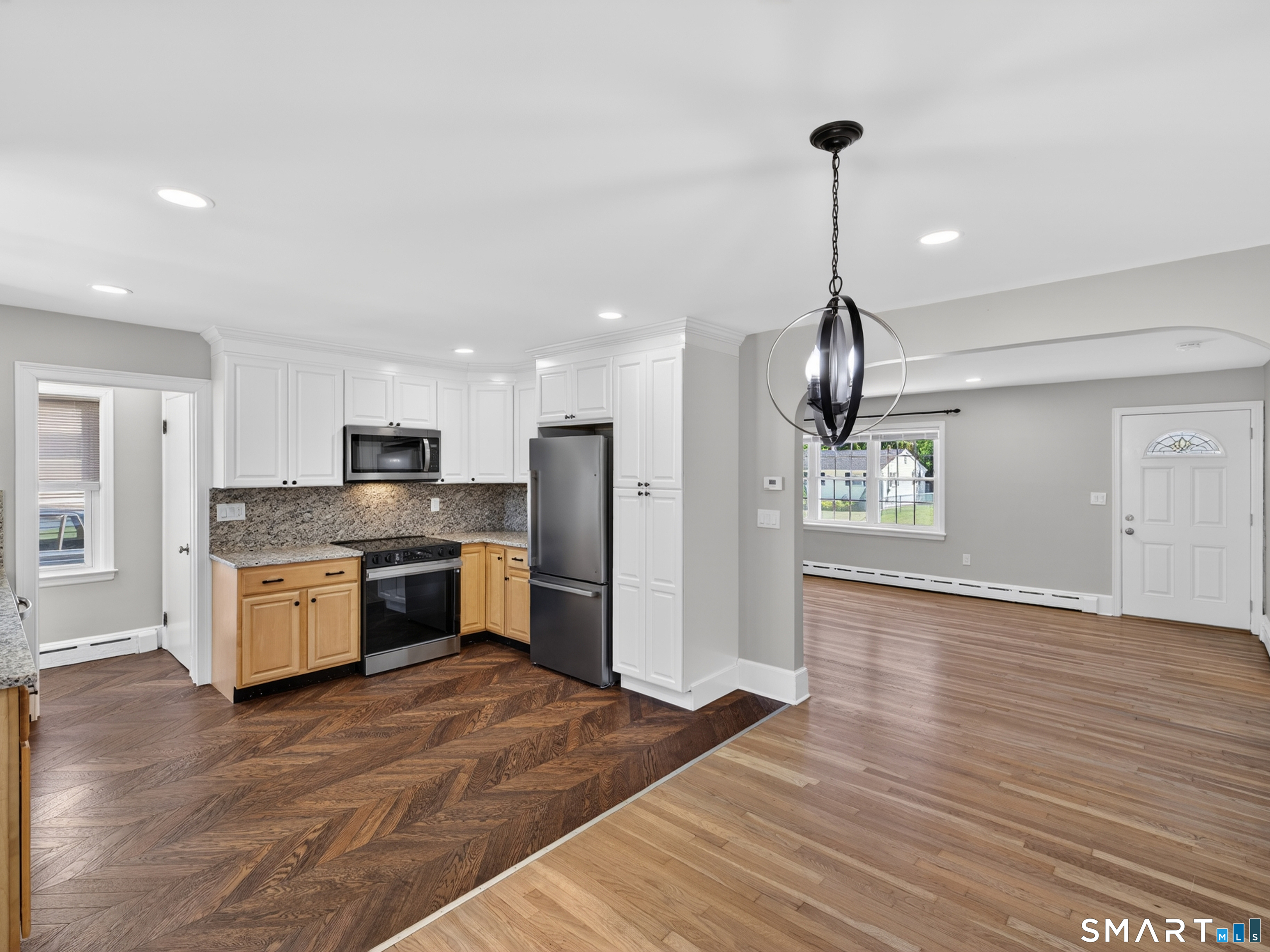 74 Nicholas Avenue Groton, CT 06340 - Photo 12 of 36