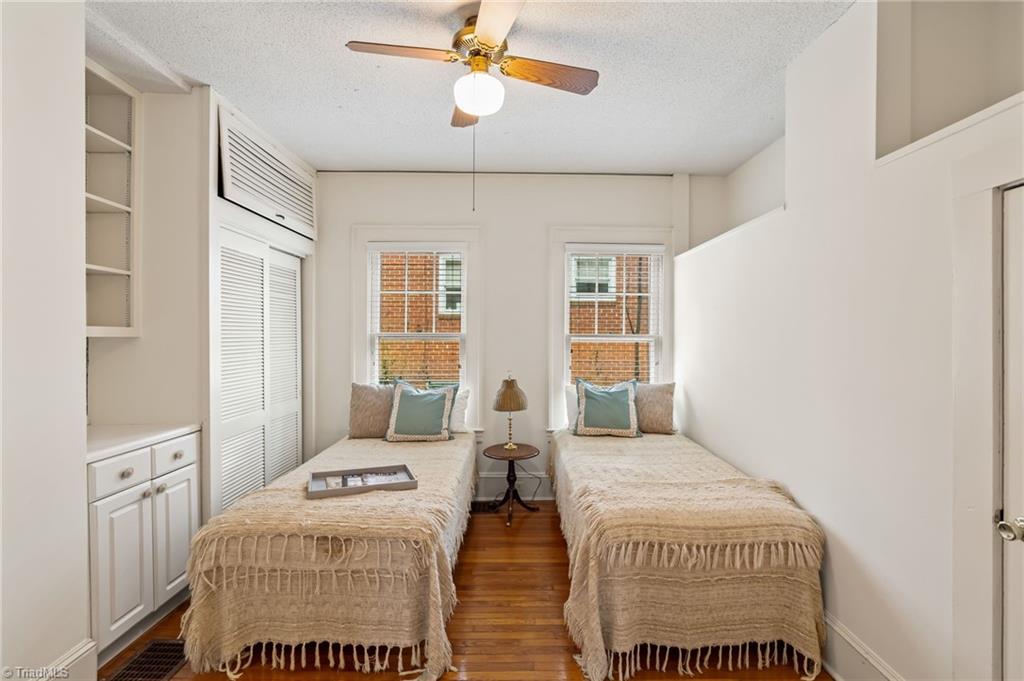 633 Colonial Drive High Point, NC 27262 - Photo 22 of 30 Gallery Image 22