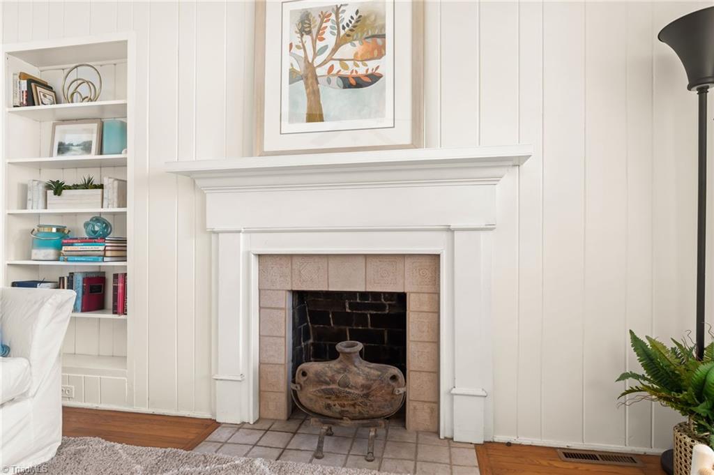 633 Colonial Drive High Point, NC 27262 - Photo 7 of 30 Gallery Image 7