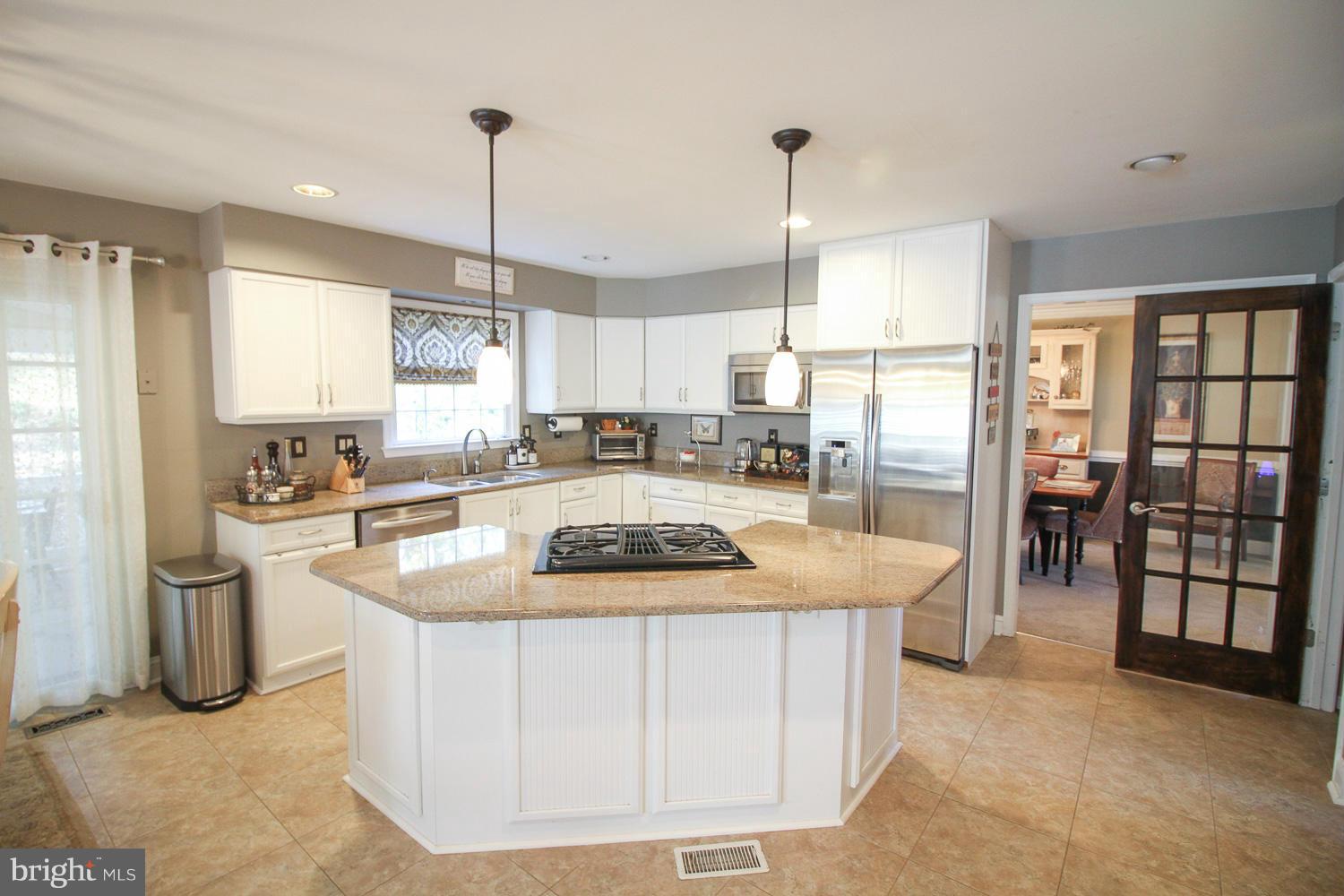 2059 Misty Meadow Road Finksburg, MD 21048 - Photo 9 of 25 Kitchen