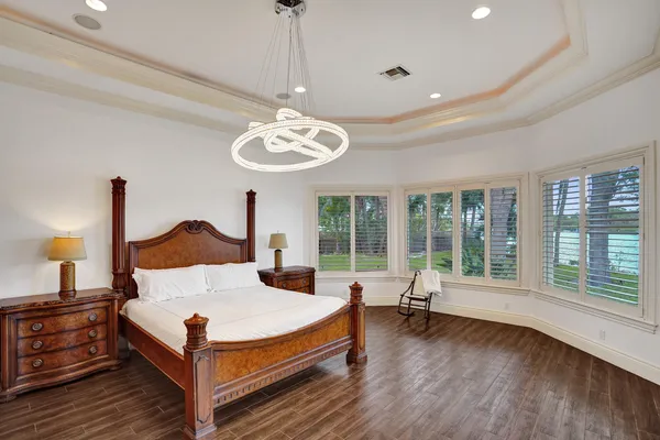 $25,000 | 18669 Southeast Palm Island Lane, Jupiter, FL 33458