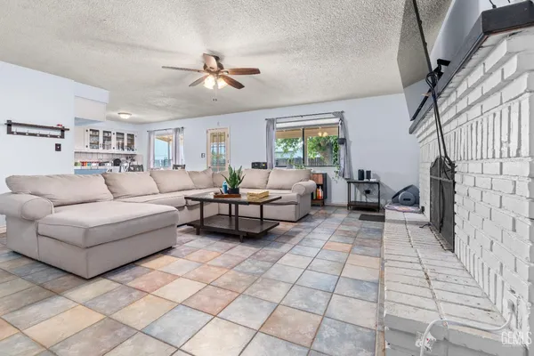 $349,900 | Undisclosed Address, Bakersfield, CA 93307