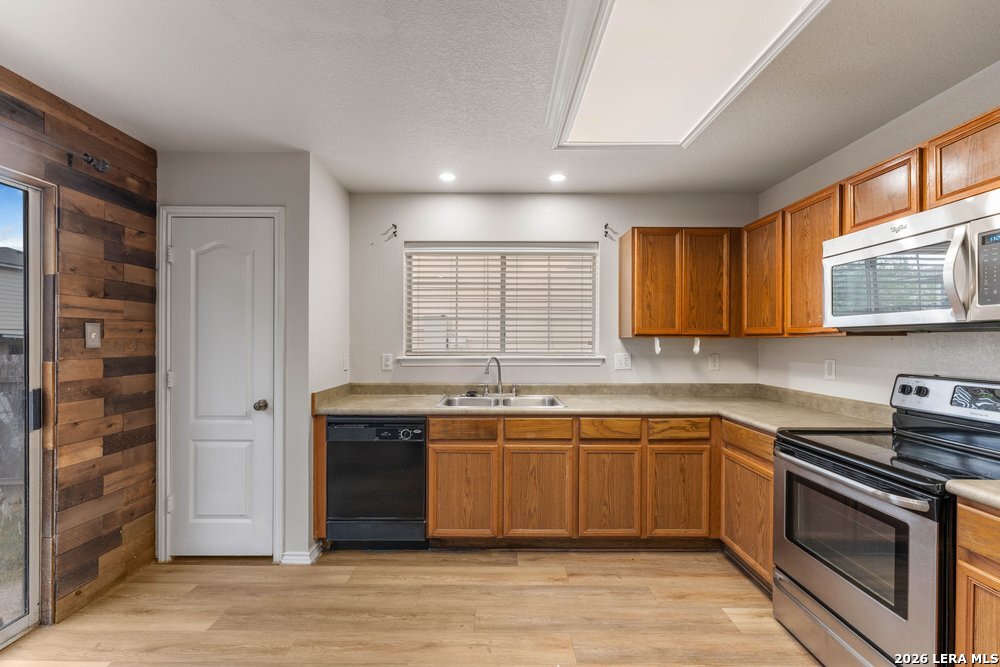 5423 Spring Walk San Antonio, TX 78247 - Photo 13 of 35 Gallery Image 13