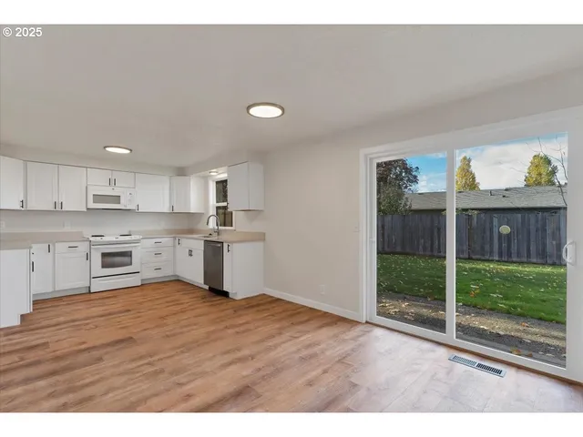 $399,000 | 4803 Regal Drive Northeast, Salem, OR 97301