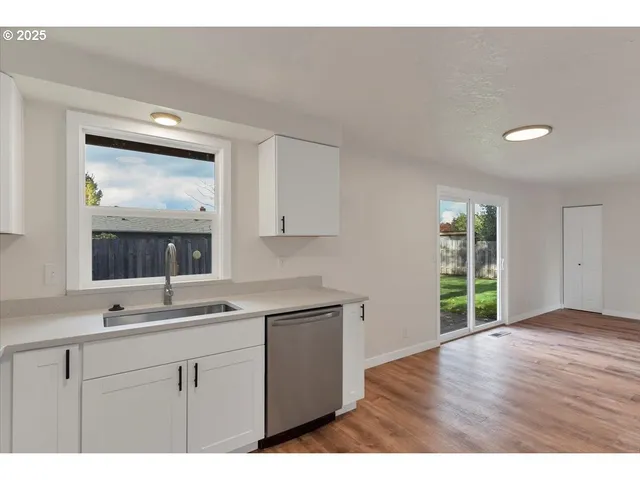 $399,000 | 4803 Regal Drive Northeast, Salem, OR 97301