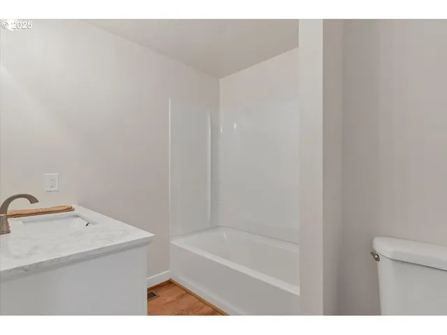 $399,000 | 4803 Regal Drive Northeast, Salem, OR 97301