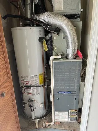 $126,000 | 30184 Wedgewood Creek, Unit 2, Roseville, MI 48066