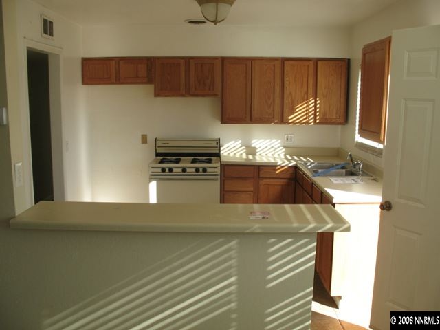1410 Haddock Drive Reno, NV 89512 - Photo 5 of 8 Photo 5