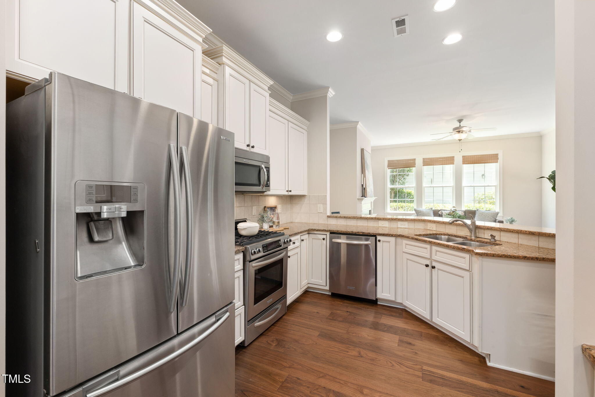 915 Chapanoke Road Raleigh, NC 27603 - Photo 10 of 42 17-web-or-mls-DX3A3241