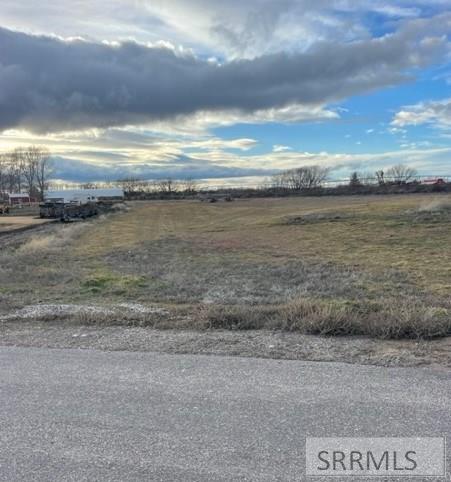 808 North 825 East Shelley, ID 83274 - Photo 2 of 9