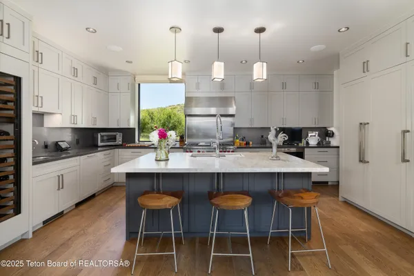 $19,500,000 | 3150 Cody Creek Drive, Jackson, WY 83001