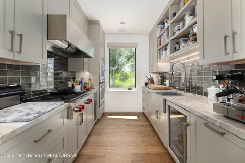 $22,000,000 | 3150 Cody Creek Drive, Jackson, WY 83001