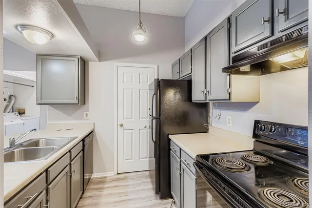 $169,000 | 477 South Memphis Way, Unit 11, Aurora, CO 80017