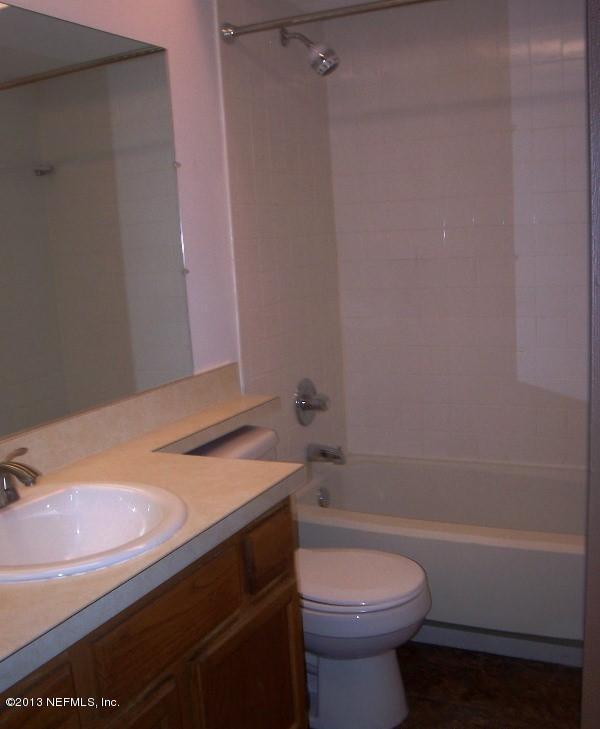 1080 Kings Road Neptune Beach, FL 32266 - Photo 4 of 14 100_6187