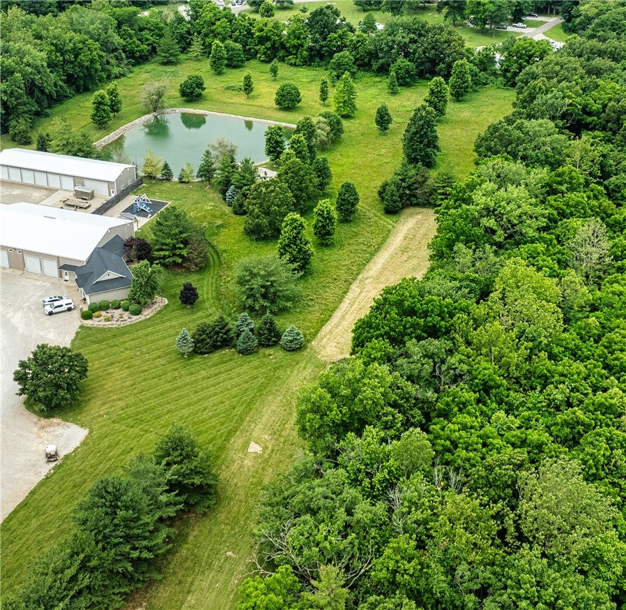 4.5 Ac With Pond Sullivan, IL 61951 - Photo 8 of 11 Gallery Image 8