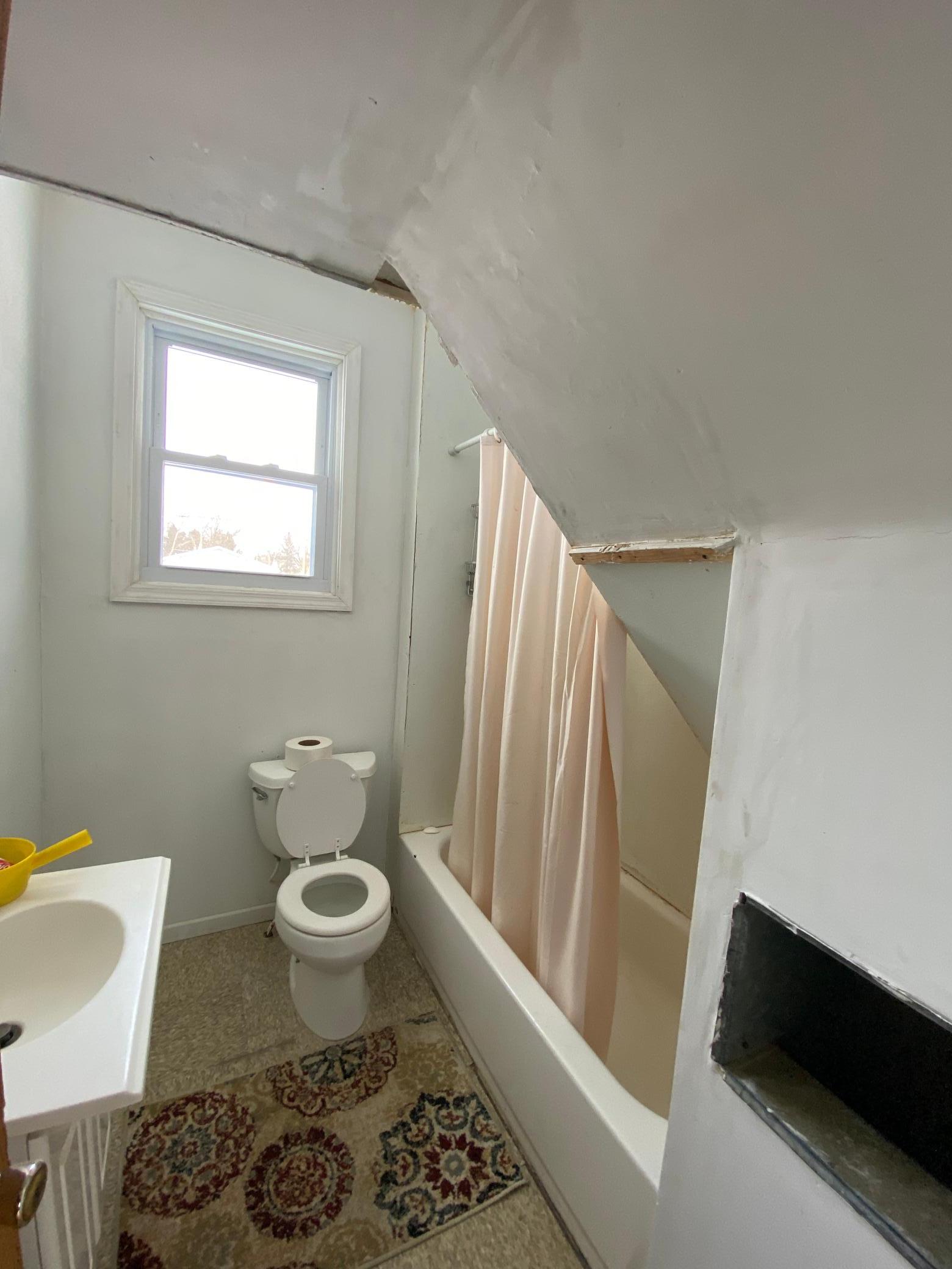 509 8th Street Northeast Austin, MN 55912 - Photo 13 of 27