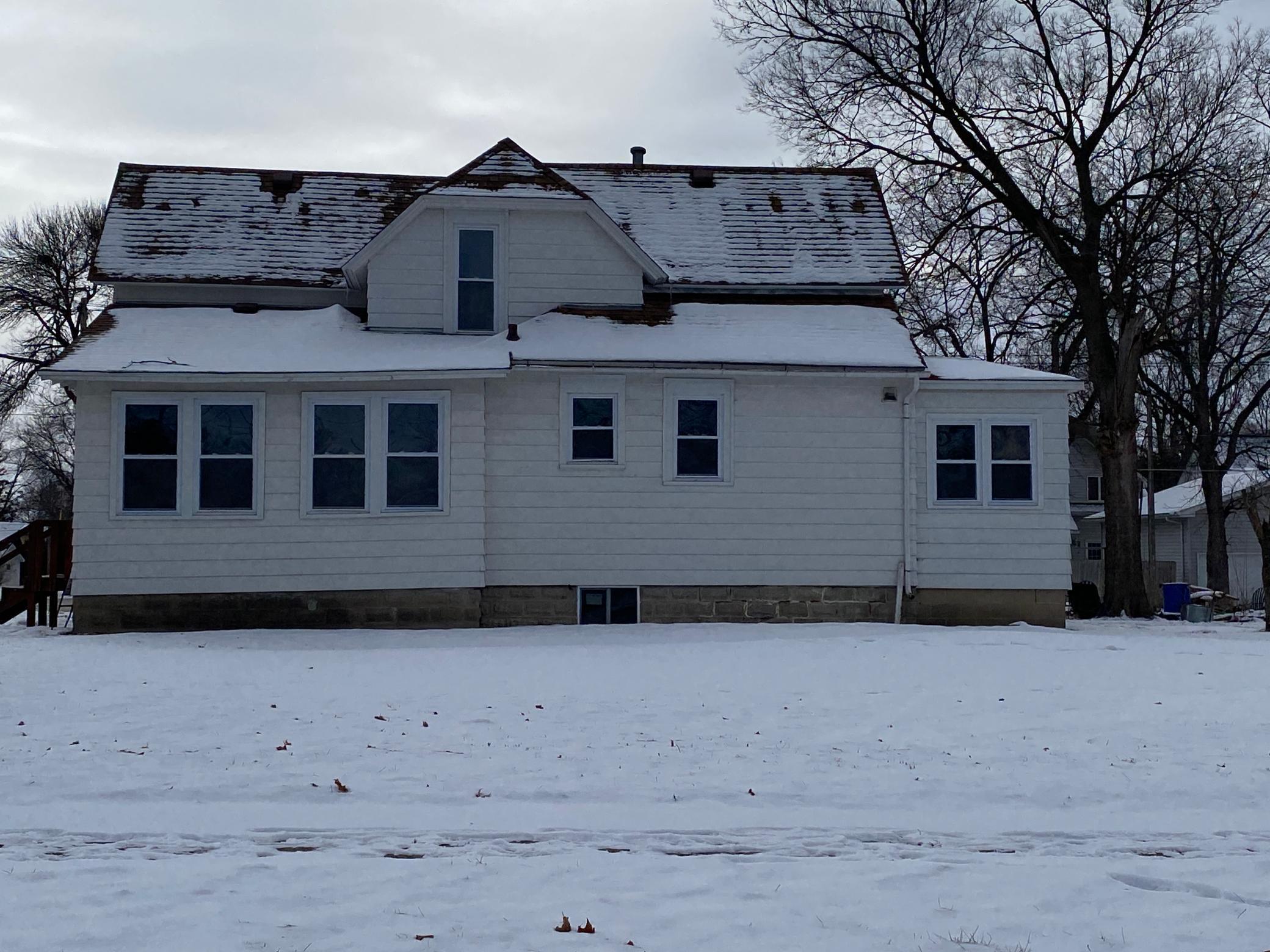 509 8th Street Northeast Austin, MN 55912 - Photo 2 of 27